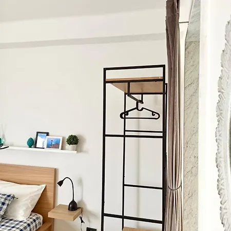 Attic8 Apartament Bari