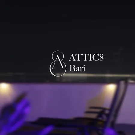アパート Attic8 *